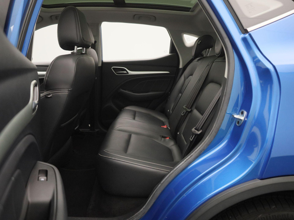 MG Zs-ev luxury 45 kwh automaat | panoramadak | leder | navigatie | airco |