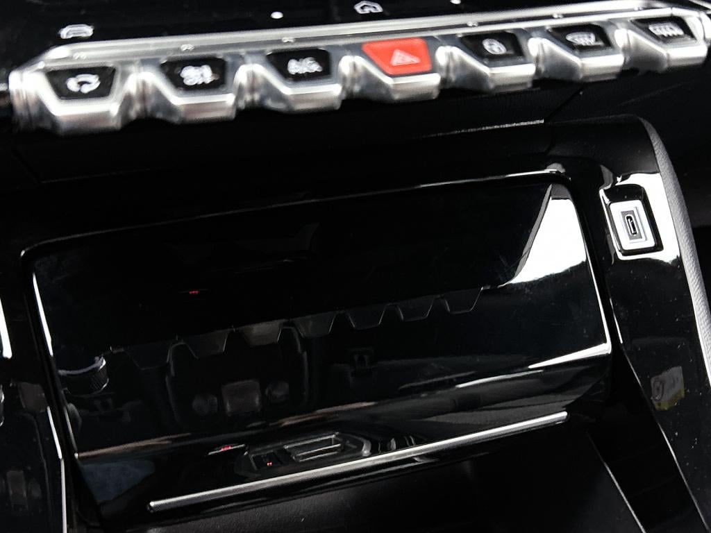 Peugeot 2008 hybrid 145 pk automaat allure | adaptive cruise | keyless entr