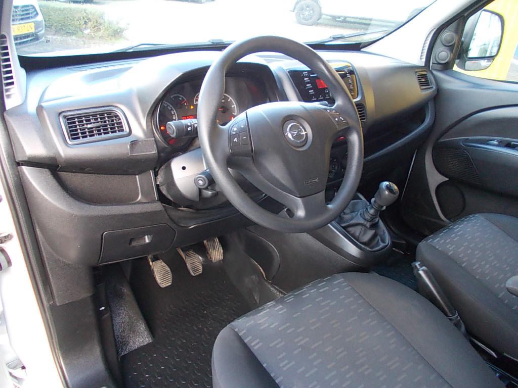 Opel Combo 1.6 cdti 77 kw (105pk) airco, cruise-contr.