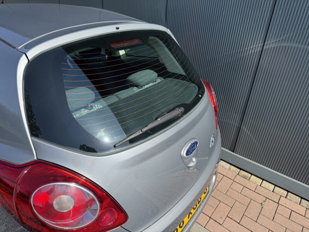 Ford KA 1.2 cool & sound 3-drs