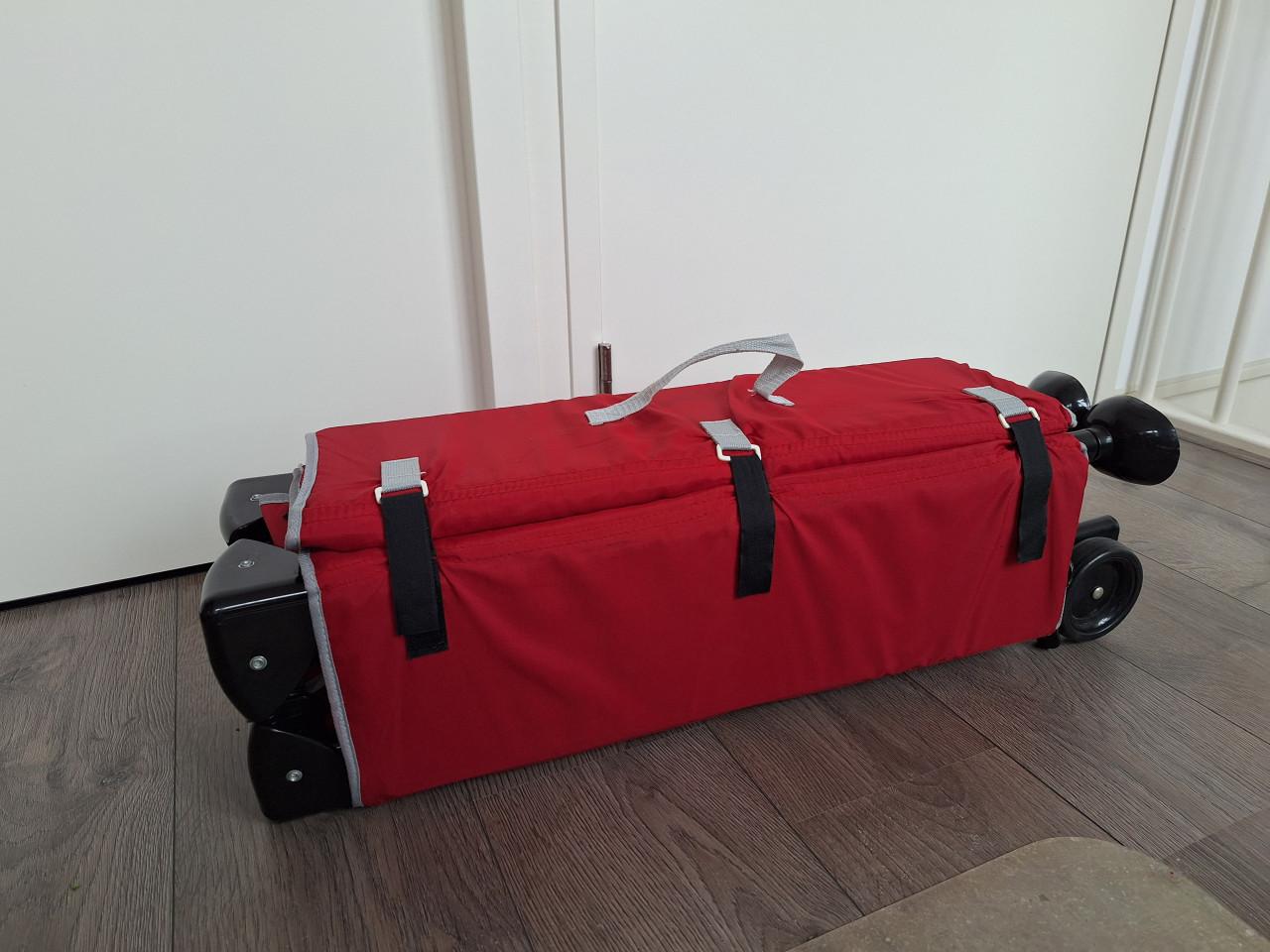 Koelstra campingbedje + matras + beddengoed