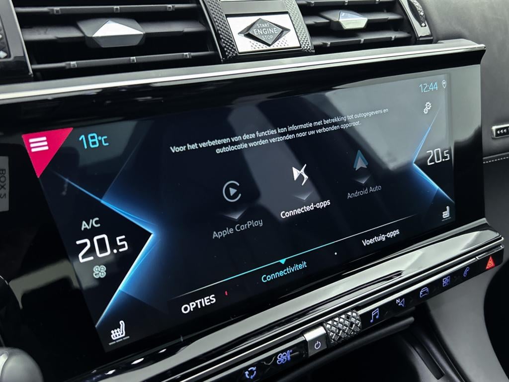 Ds Ds 7 crossback e-tense 4x4 300 pk performance line | rijklaar | panorama