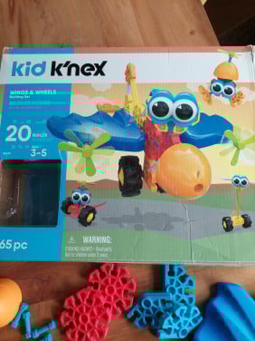 Kid Knex wingerd & wheels