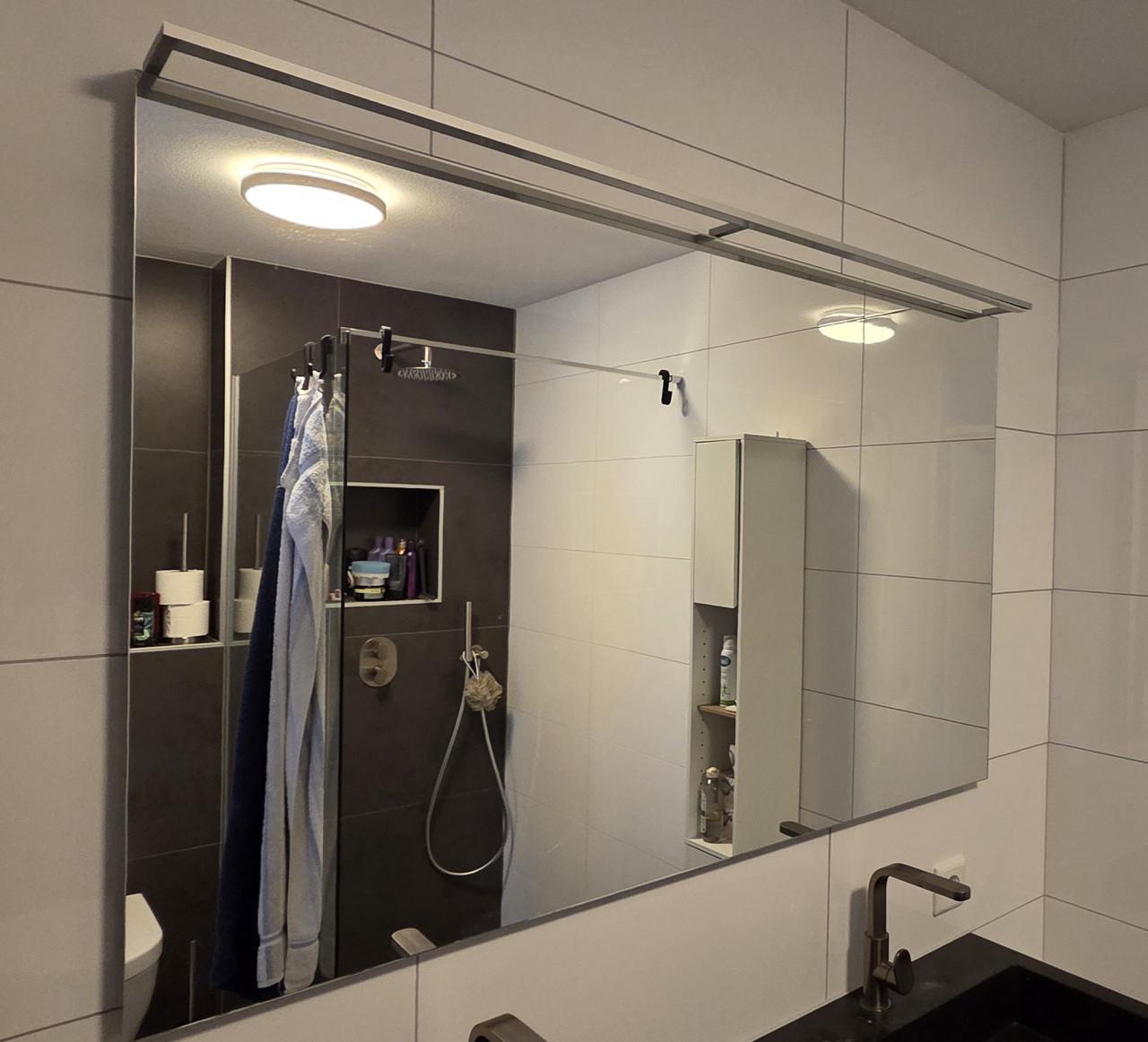 Badkamerspiegel met verlichting