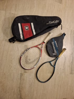 Tennisracket 2x Head en Quantum met tassen