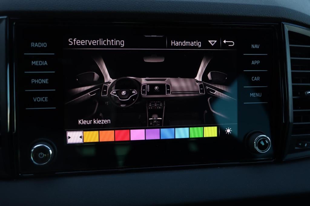 Skoda Karoq 1.5 tsi act sportline business 150pk dsg7