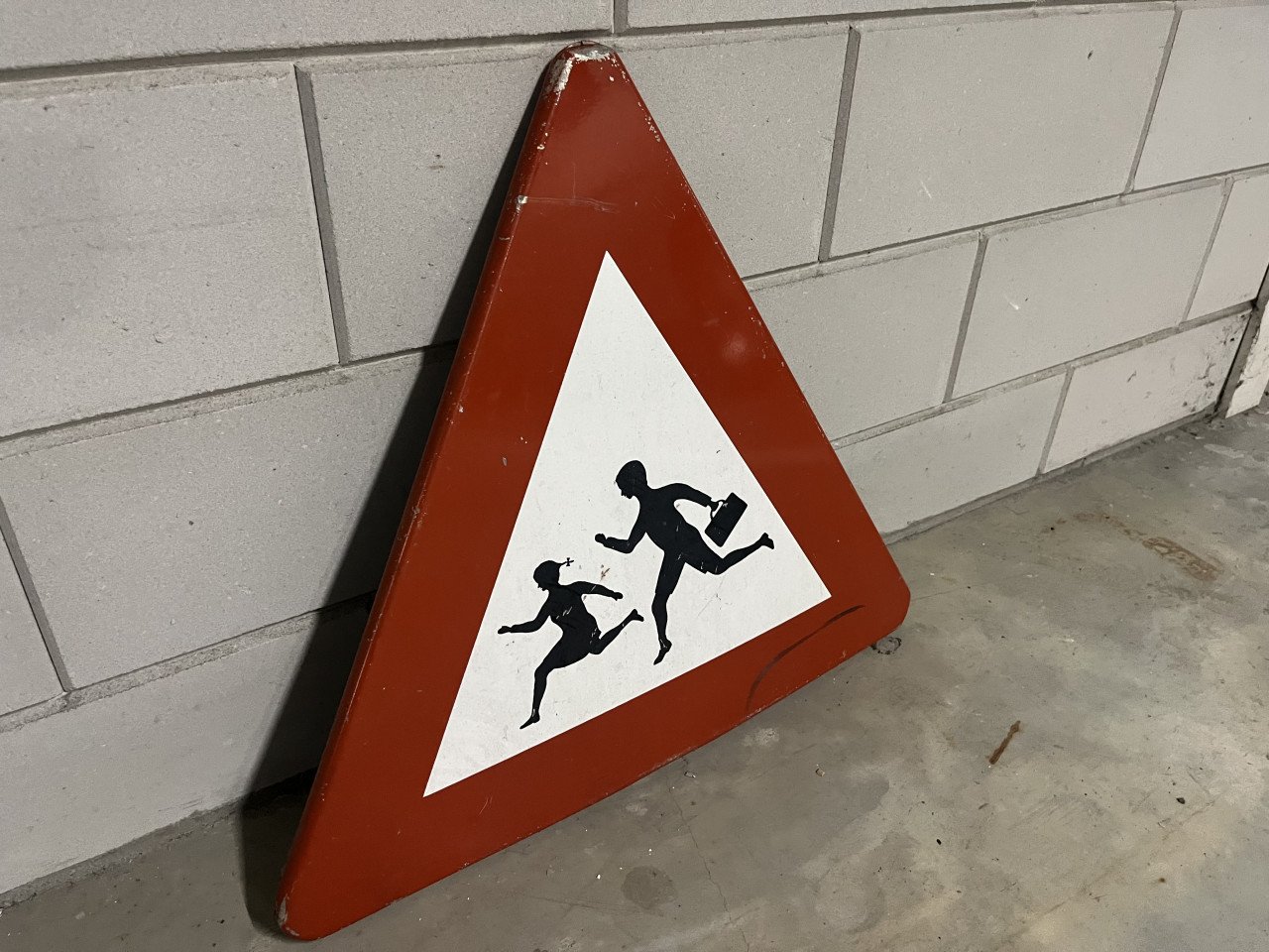Waarschuwingsbord Overstekende kinderen