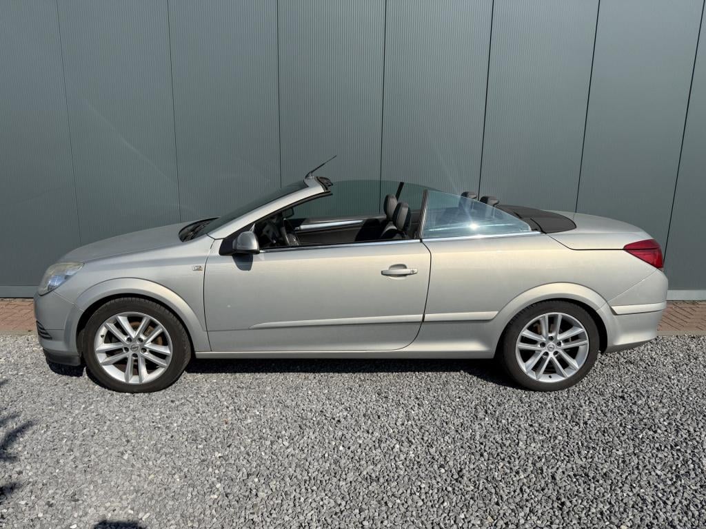 Opel Astra twintop 1.8 cosmo cabriolet