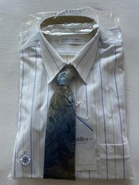 Nieuw in verpakking herenoverhemd met stropdas maat 37 John Miller