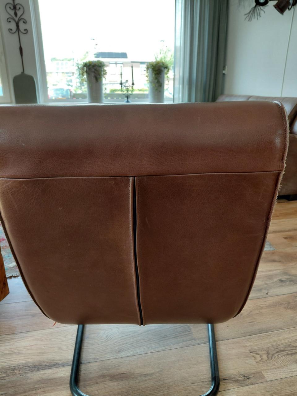 Leren stoelen