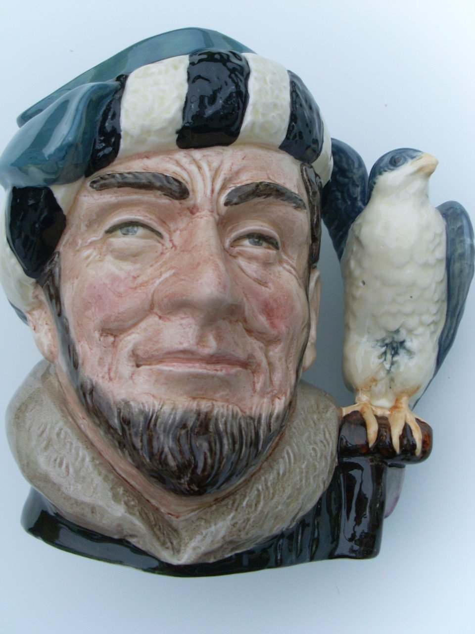 Royal Doulton Toby kruik "The Falconer" Large D6533