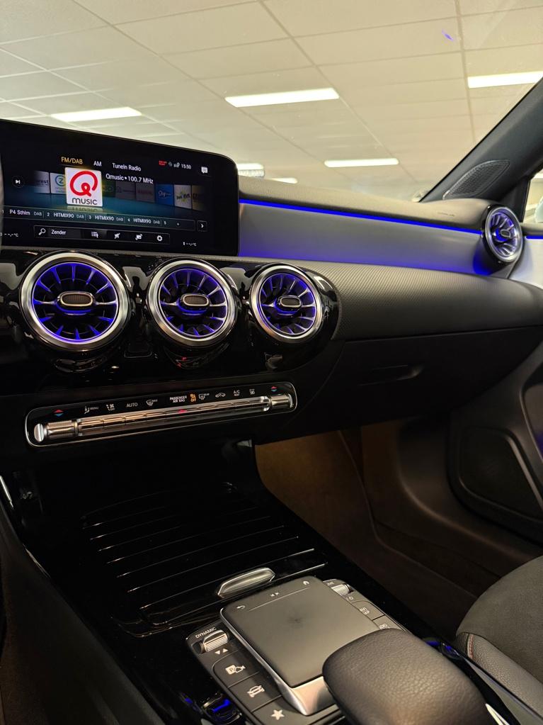 Mercedes-Benz A-Klasse 250 e business line