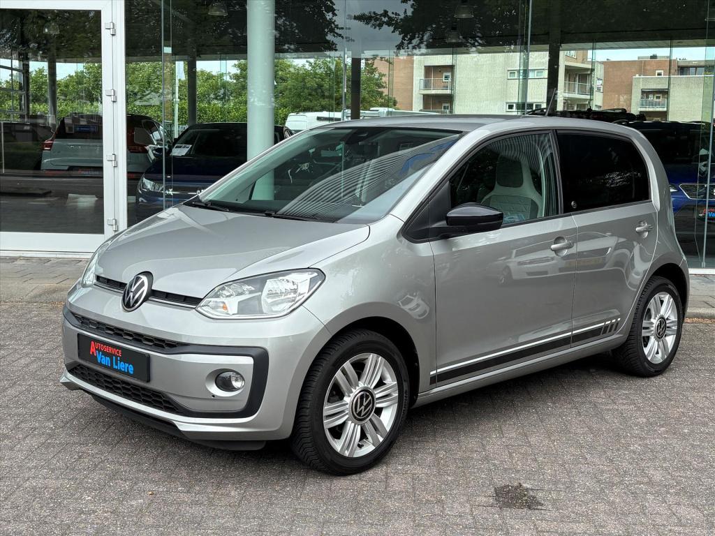 Volkswagen UP! 1.0 60pk up! beats| camera|stoelverwarming|climate|rijklaarp