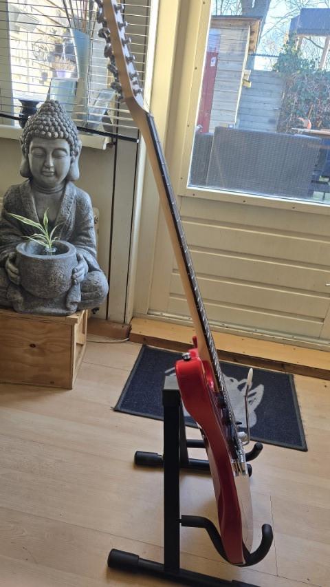 Super mooie en goede Vintage Wahburn gitaar