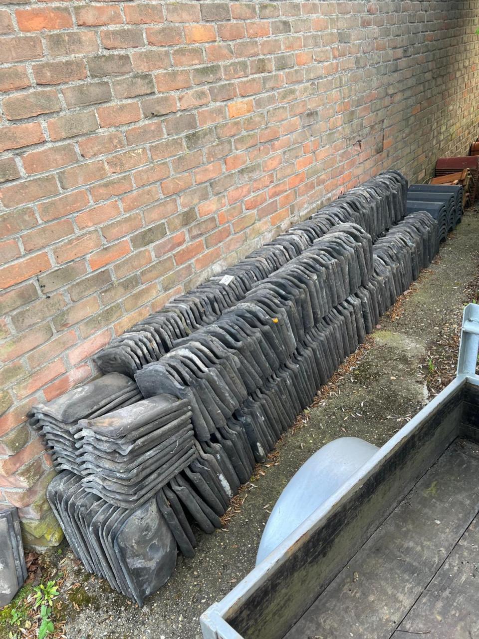 Mooie oude blauwe Oude Holle/Boomse pannen