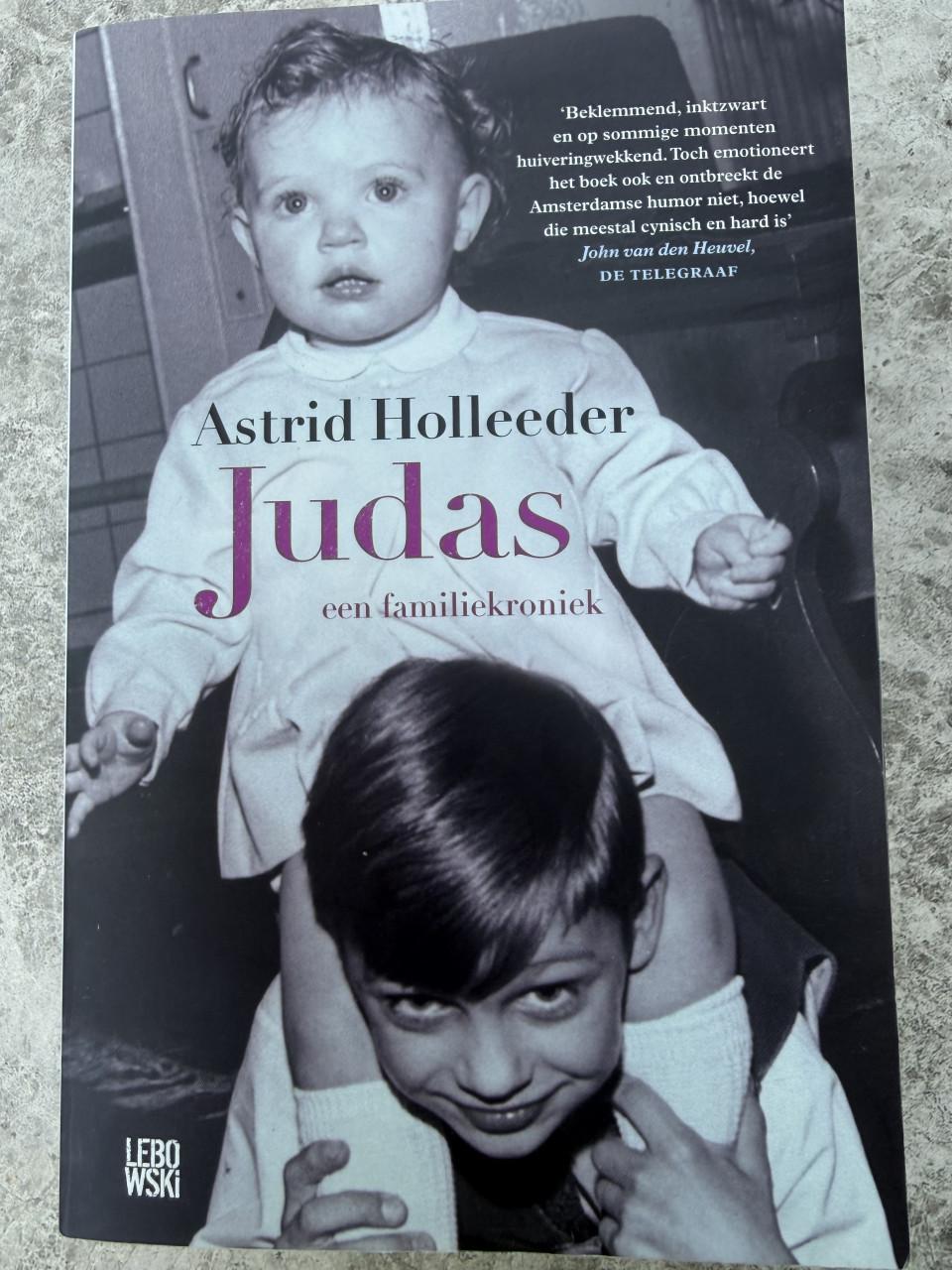 8 zeer nette boeken voor 12,50 euro.