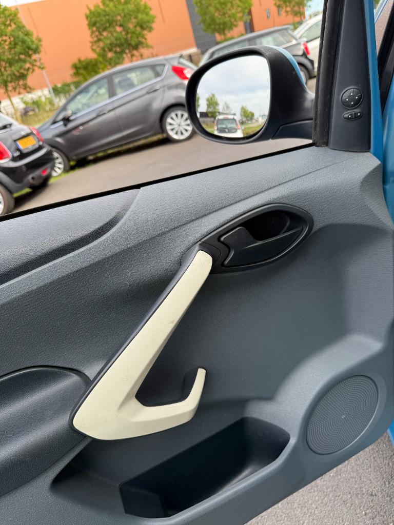 Ford KA 1.2 cool & sound start/stop - airco - nieuwe distr