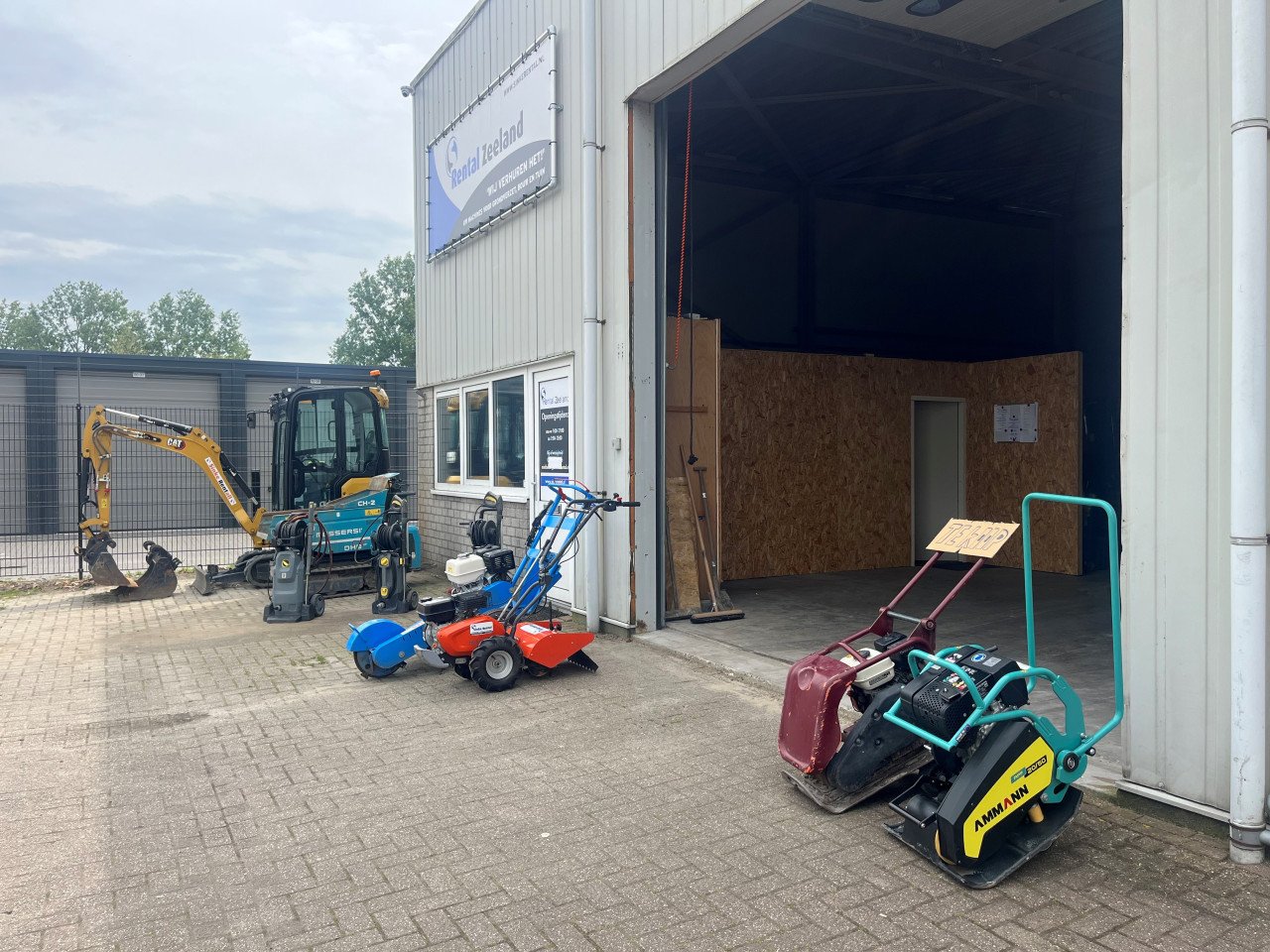 Hogedrukreiniger huren, krachtige compacte elektrische reinigers te huur