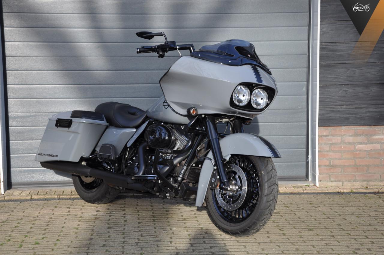 Harley-Davidson Road Glide ABS 103