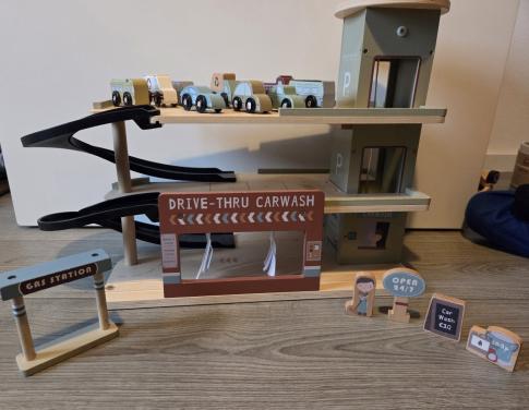 Little dutch auto grage