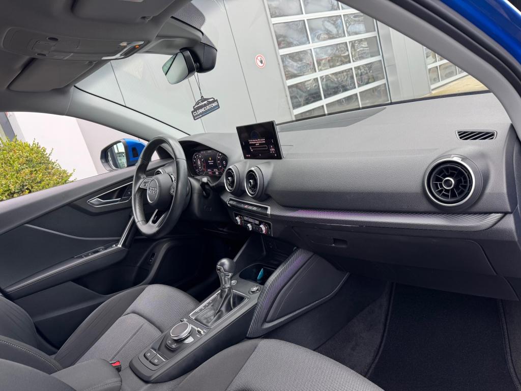 Audi Q2 30 tfsi s-line * matrix led * virtual cockpit * keyless * stoelverw
