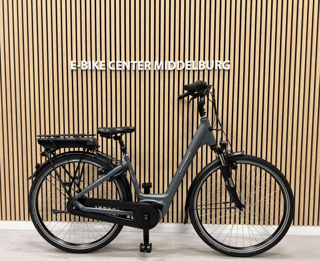 Velo de Ville Premium Bosch Active Line Plus 45CM 5941KM 400Wh