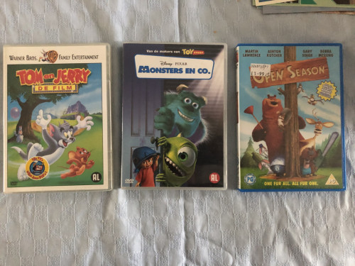 Dvd's"Open seasons - tom&Jerry - Monsters en co