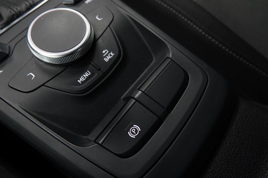 Audi Q2 1.4 tfsi | bluetooth | pdc | 19" |