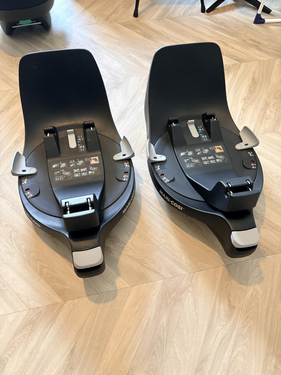 Maxicosi Pebble en 2x Familyfix 360