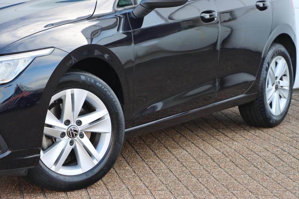 Volkswagen Golf 1.0 tsi life