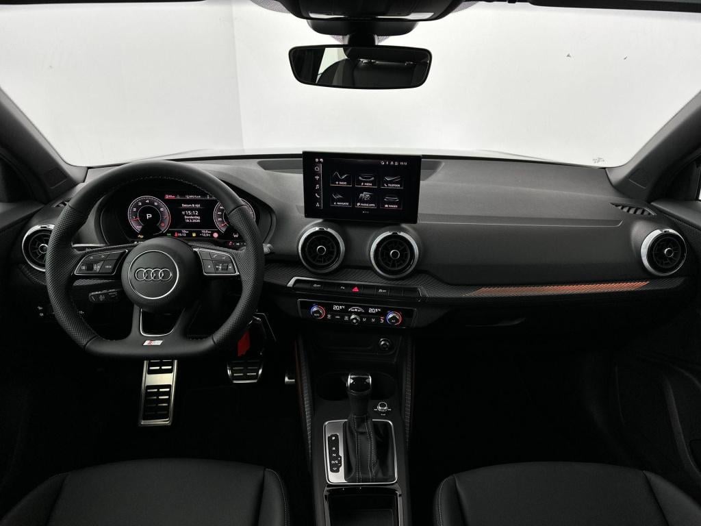 Audi Q2 s edition 35 tfsi 110 kw / 150 pk hatchback 7 vers