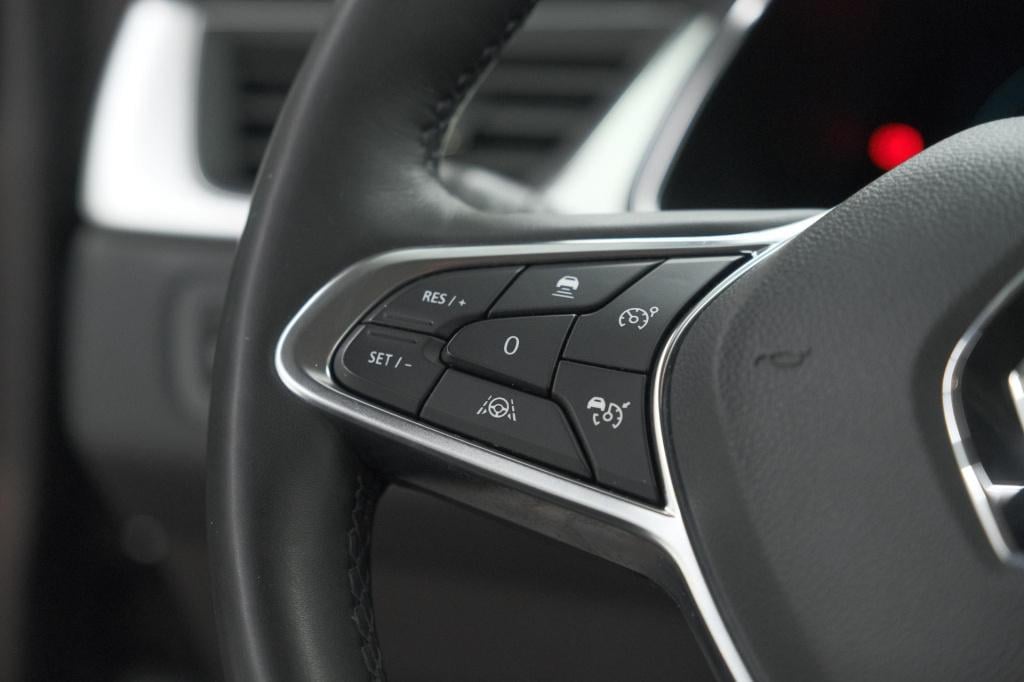 Renault Captur 1.6 e-tech plug-in hybrid 160 techno | dodehoekdetectie | ad