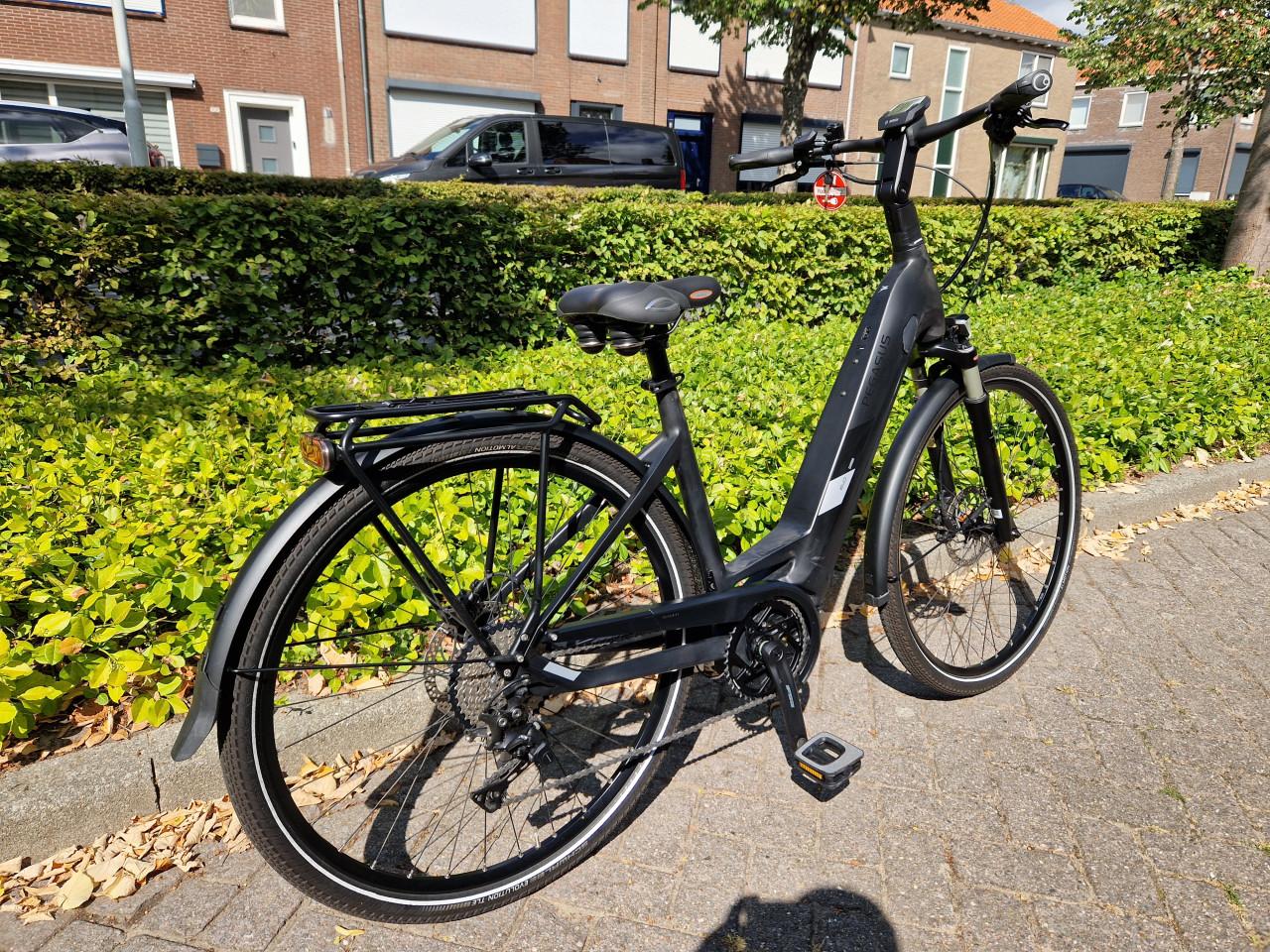 Zo goed als nieuwe Pegasus met Bosch Performance middenmotor en 500WH accu
