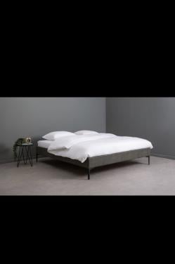Mooi bed 160x200