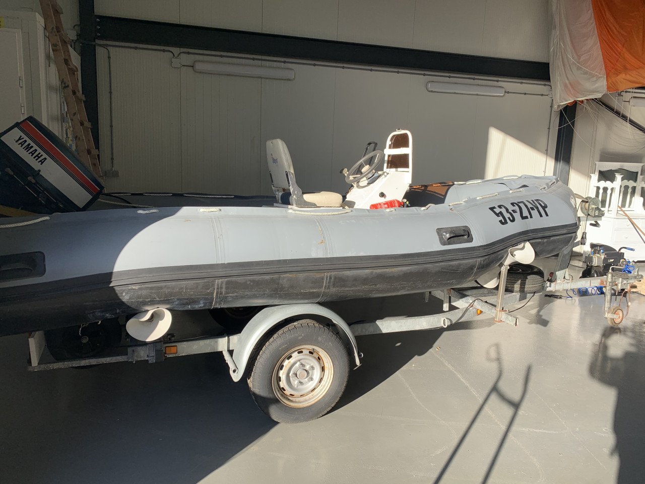 Rib boot