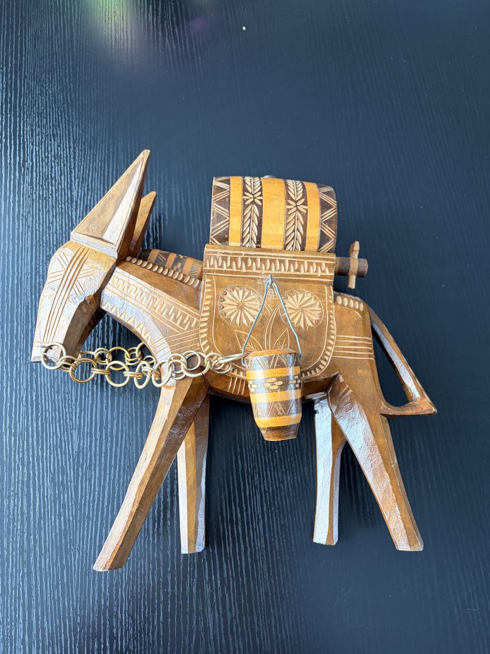 Vintage houten ezel decoratie – handgesneden