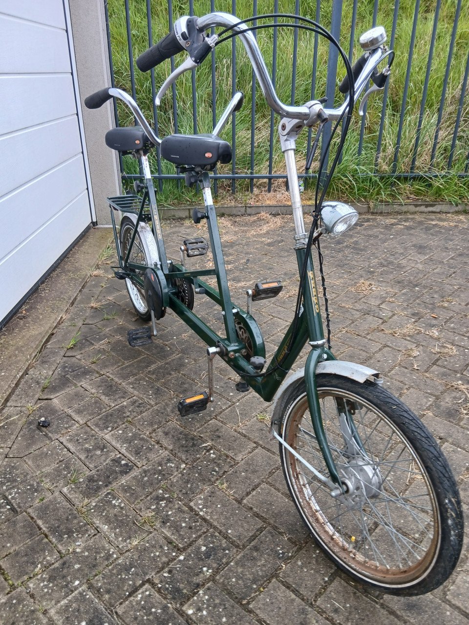 Tandem