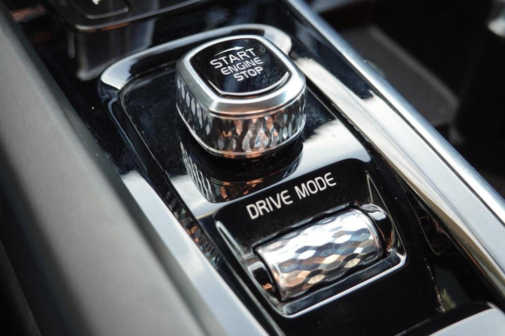 Volvo XC60 2.0 b5 r-design