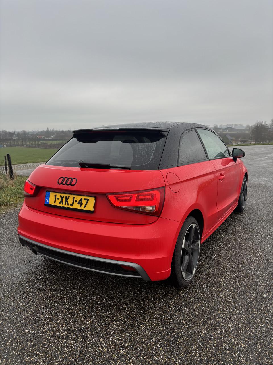 Audi A1 1.2 TFSI Admired S-Line | APK 2027 |