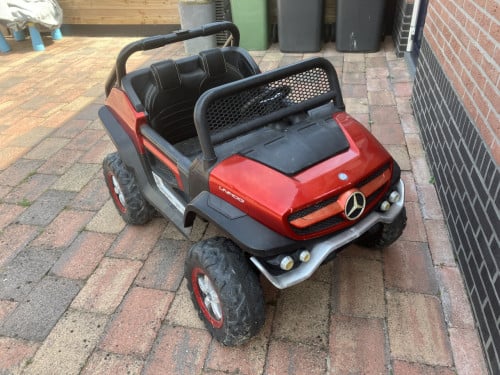 2 zitter speelgoedauto Hobbyproject voor klusser