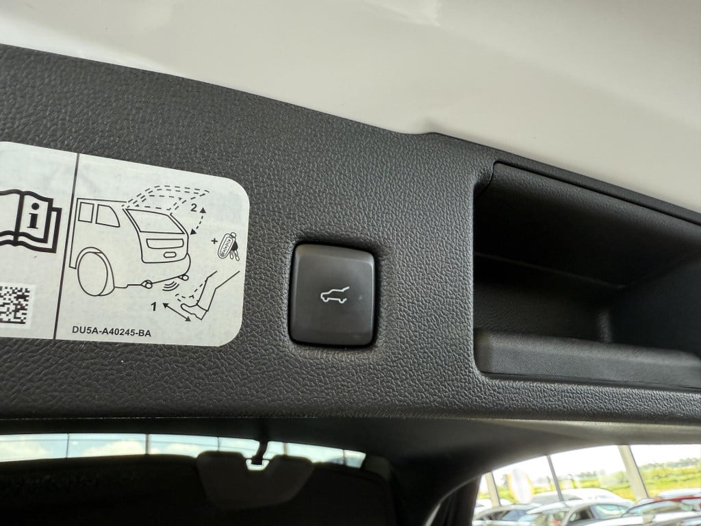 Ford Kuga 2.5 phev st-line x 18'' | elektrische trekhaak | hud | acc | pano