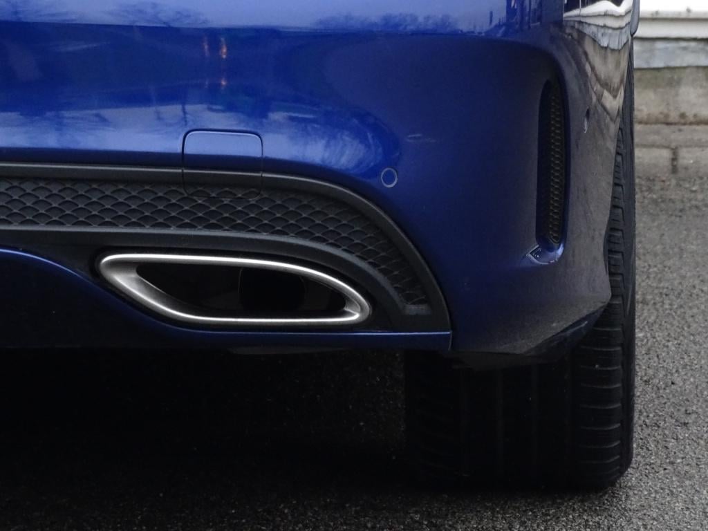 Mercedes-Benz C-Klasse 180 amg sport edition automaat | led | leder | camer