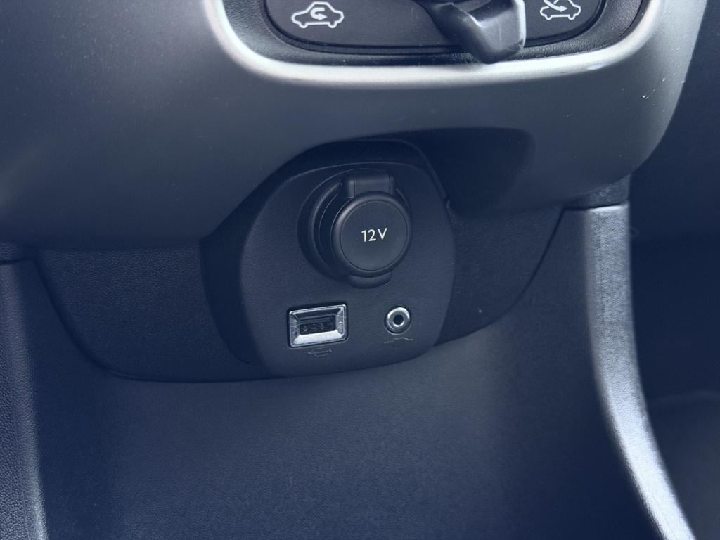 Peugeot 108 1.0 e-vti active | bt | radio | airco