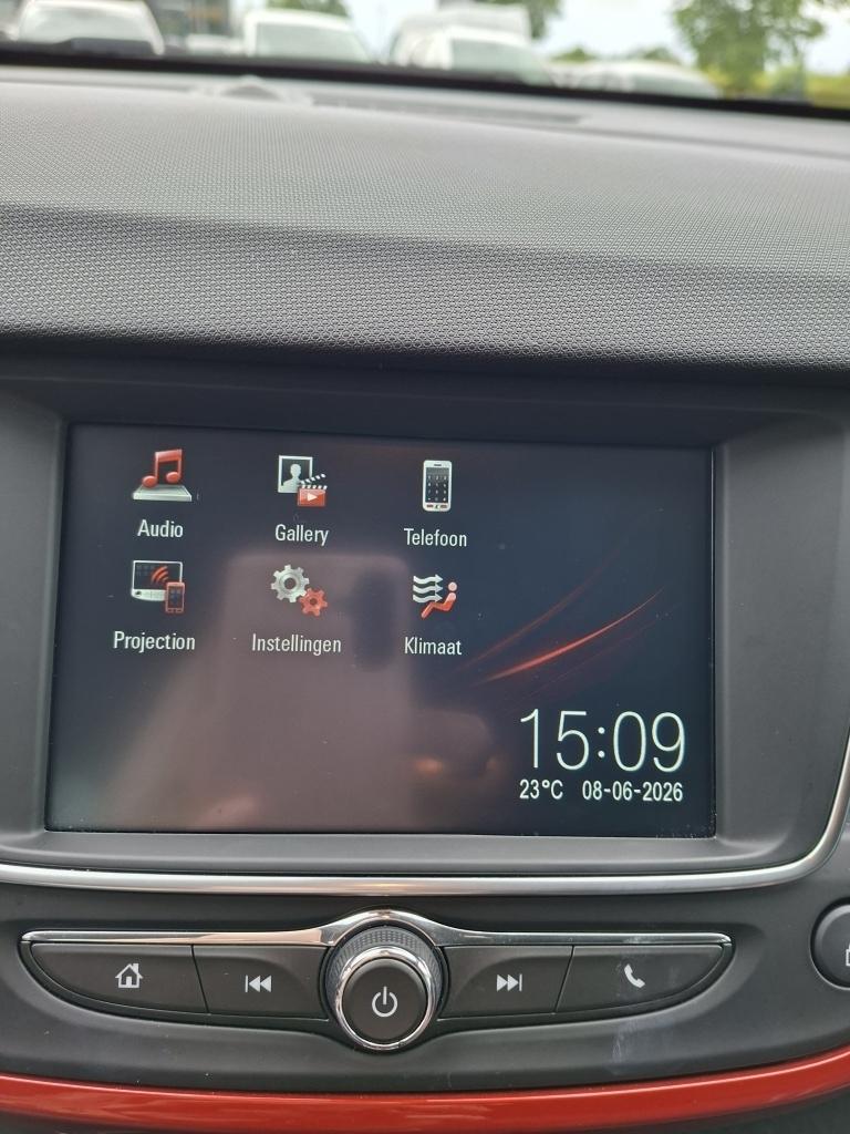 Opel Crossland X 1.2 turbo gs line