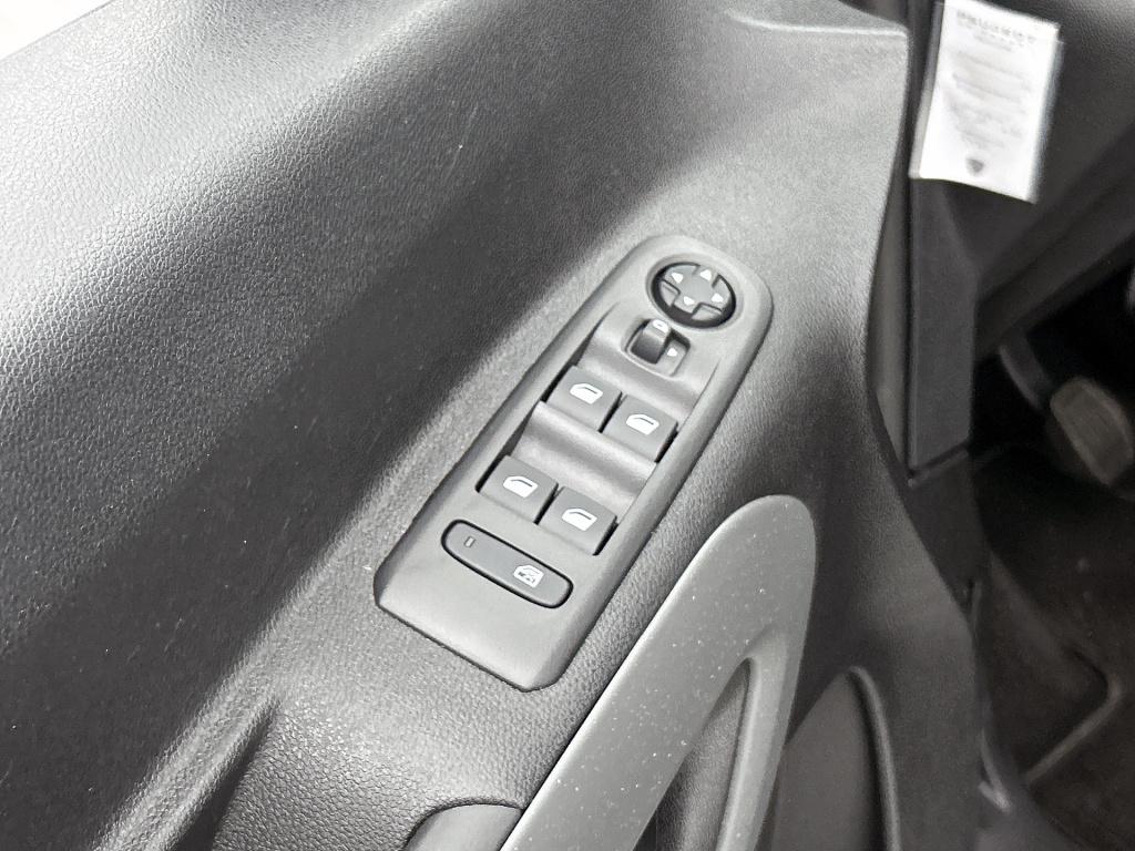 Citroen Berlingo xl 110 pk feel | rijklaar | parkeersensoren | navigatie |