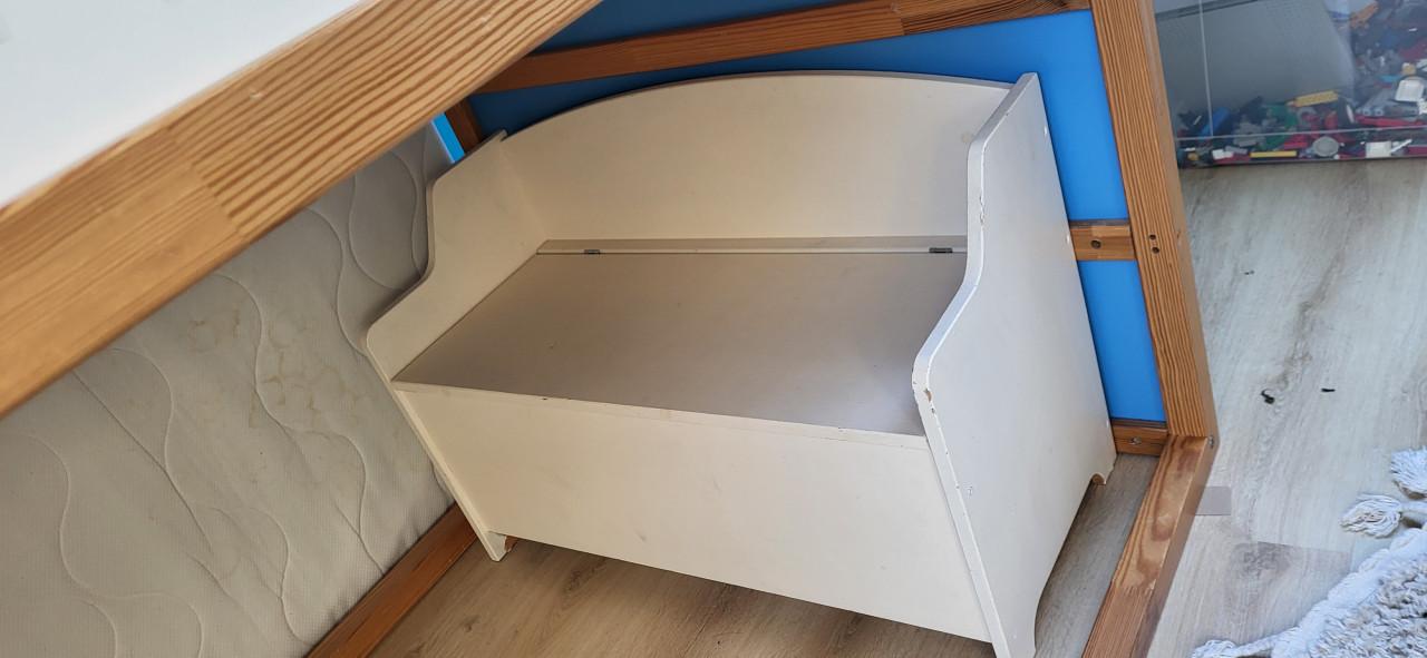 Klep bankje kinderkamer