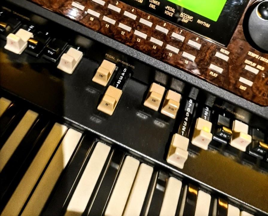 ORGEL HAMMOND XH-200 MIDI