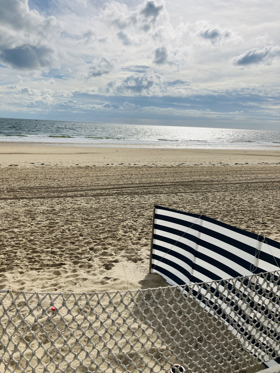 Slaapstrandhuisje te huur ☀️ vanaf € 100,-