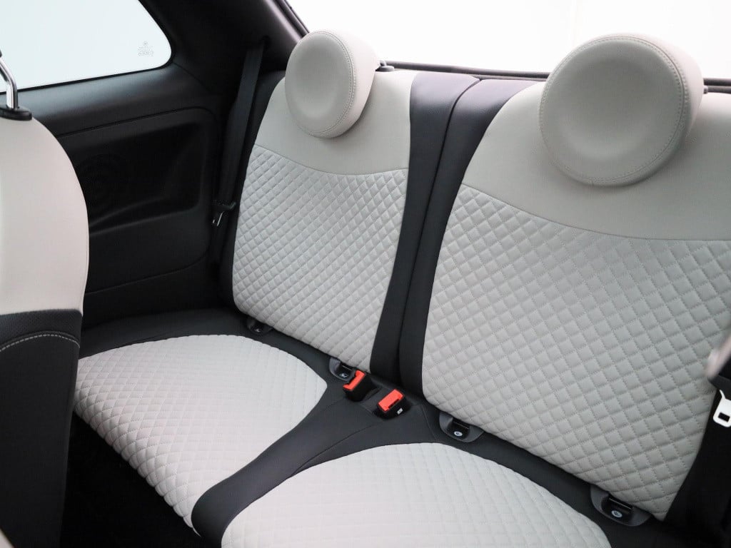 Fiat 500 1.0 hybrid star |apple carplay / android auto | panorama dak | blu