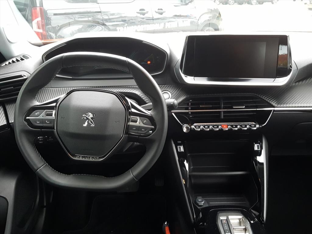 Peugeot E-2008 ev 50kwh 136pk 3-fase active apple carplay & android auto | 